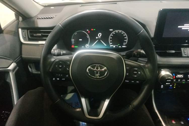 Used Toyota Wildlander 2023 Dual-Motor 2.5L E-CVT Four-Wheel Drive Prestige Edition Steering Wheel