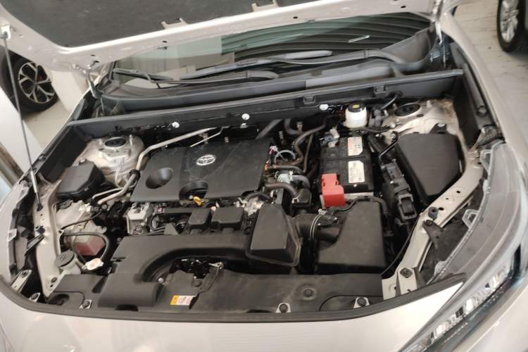 Used Toyota Wildlander 2023 2.0L CVT Two-Wheel Drive Leading Edition Engine Bay