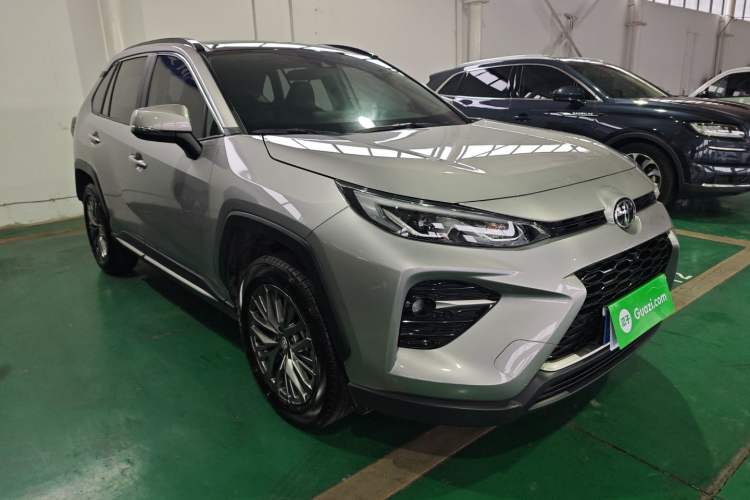Used Toyota Wildlander 2023 2.0L CVT Two-Wheel Drive Luxury PLUS Edition Front Right 45 Deg