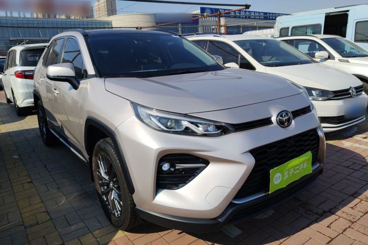 Used Toyota Wildlander 2023 2.0L CVT Two-Wheel Drive Luxury PLUS Edition Front Right 45 Deg
