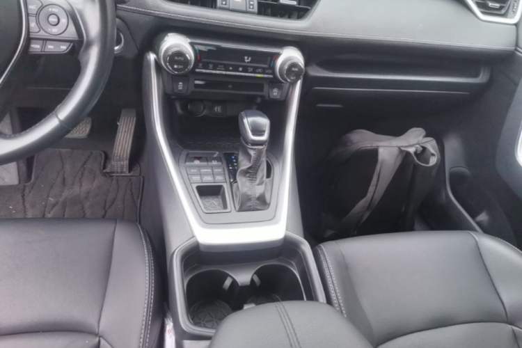 Used Toyota Wildlander 2023 2.0L CVT Four-Wheel Drive Luxury PLUS Edition Gear Lever
