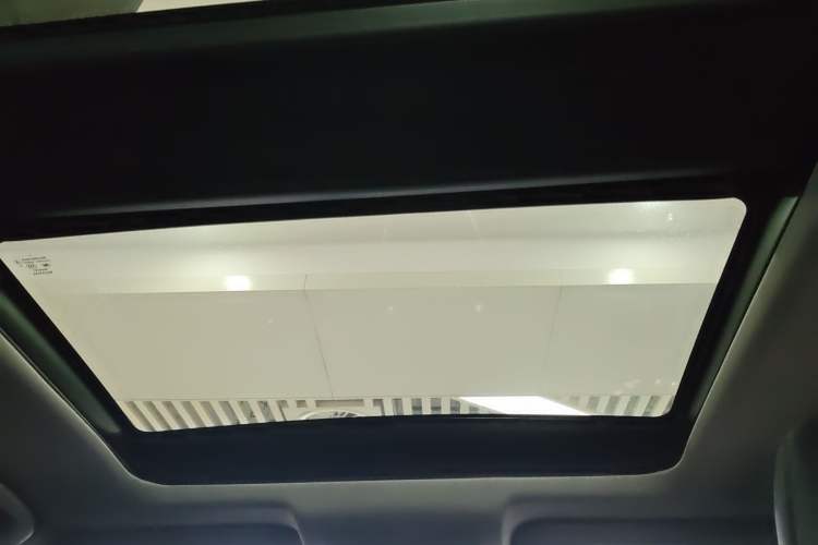 Used Toyota Wildlander 2023 Dual-Motor 2.5L E-CVT Four-Wheel Drive Prestige Edition Headliner