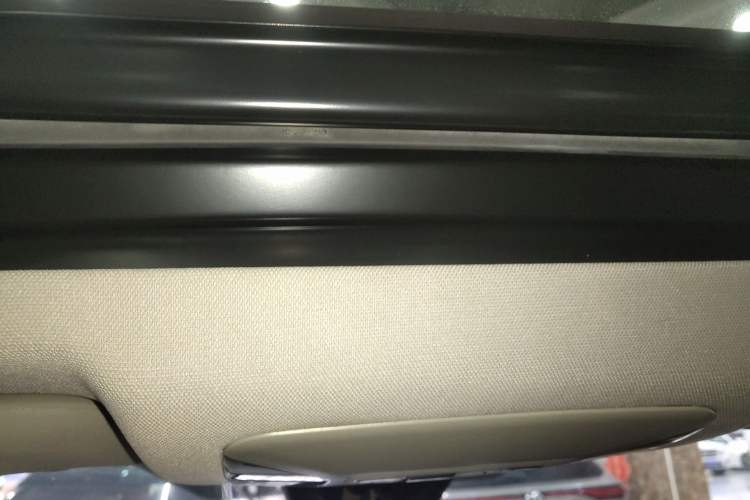 Used Toyota Wildlander 2023 Dual-Motor 2.5L E-CVT Four-Wheel Drive Prestige Edition Headliner