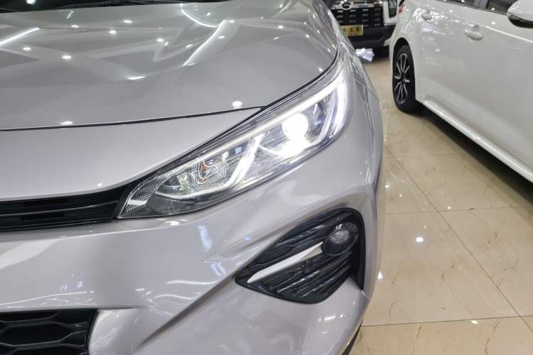 Used Toyota Wildlander 2023 Dual-Motor 2.5L E-CVT Four-Wheel Drive Prestige Edition Left Front Headlight