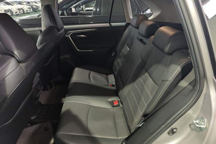 Used Toyota Wildlander 2023 2.0L CVT Two-Wheel Drive Luxury PLUS Edition Left Rear Seat