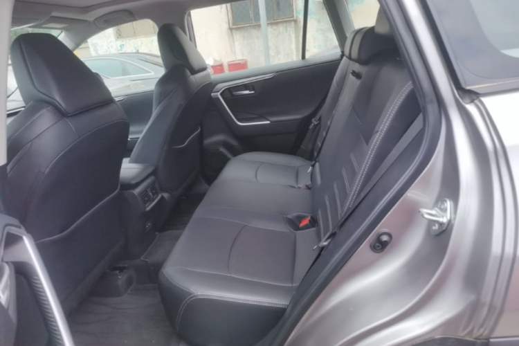 Used Toyota Wildlander 2023 2.0L CVT Four-Wheel Drive Luxury PLUS Edition Left Rear Seat