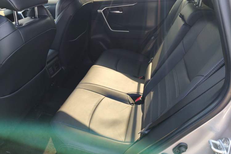 Used Toyota Wildlander 2023 2.0L CVT Two-Wheel Drive Luxury PLUS Edition Left Rear Seat