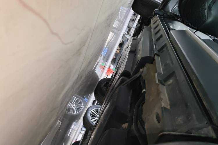 Used Toyota Wildlander 2023 Dual-Motor 2.5L E-CVT Four-Wheel Drive Prestige Edition Left Side Sill