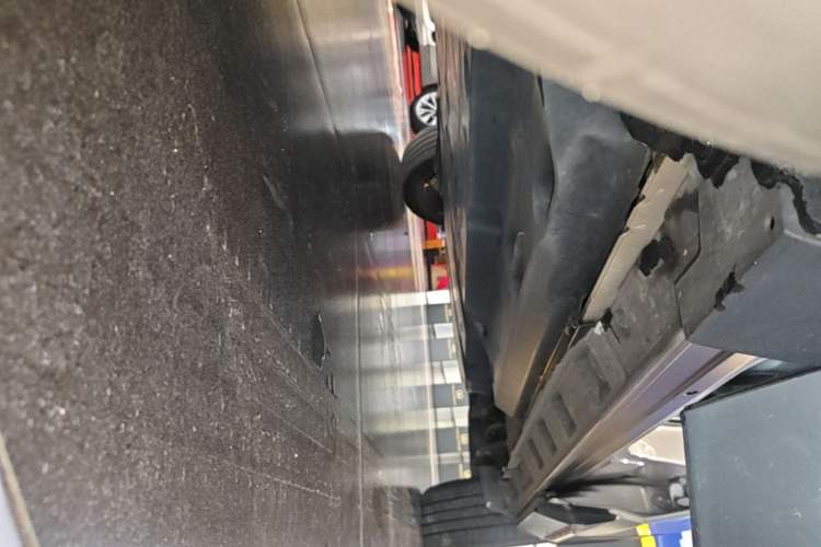 Used Toyota Wildlander 2023 Dual-Motor 2.5L E-CVT Four-Wheel Drive Prestige Edition Left Side Sill