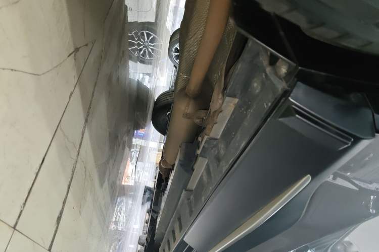 Used Toyota Wildlander 2023 Dual-Motor 2.5L E-CVT Four-Wheel Drive Prestige Edition Right Side Sill