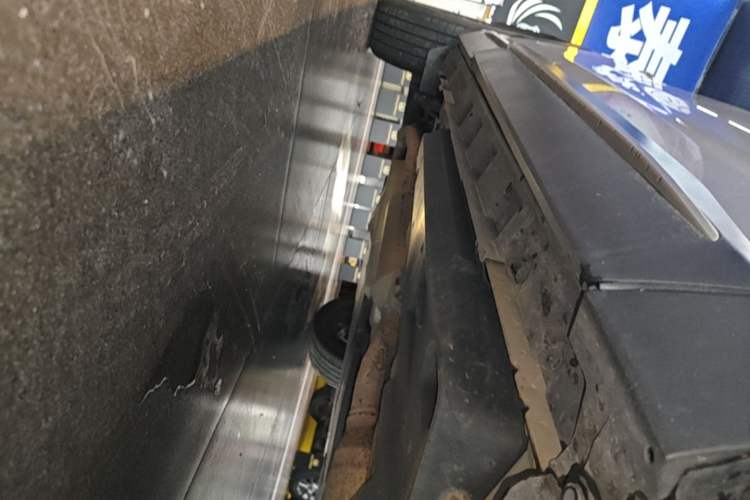 Used Toyota Wildlander 2023 Dual-Motor 2.5L E-CVT Four-Wheel Drive Prestige Edition Right Side Sill