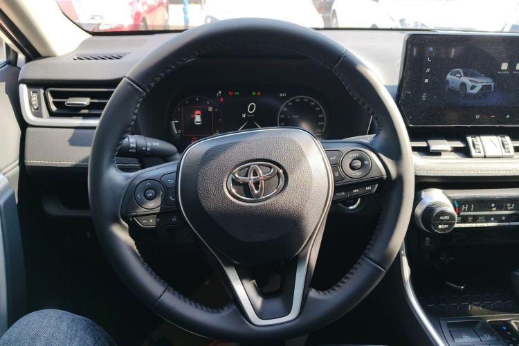 Used Toyota Wildlander 2023 2.0L CVT Two-Wheel Drive Luxury PLUS Edition Steering Wheel