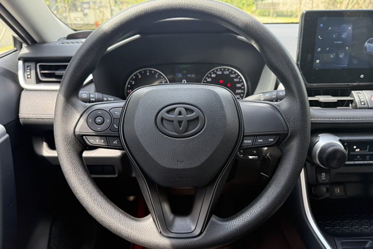 Used Toyota Wildlander 2023 2.0L CVT Two-Wheel Drive Leading Edition Steering Wheel