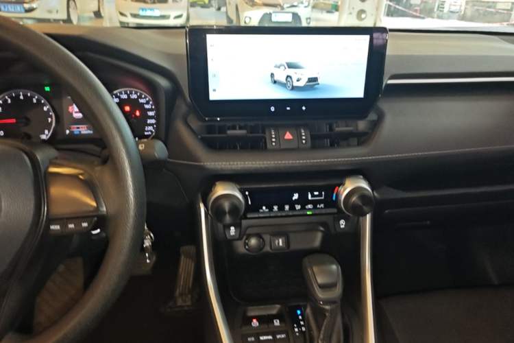 Used Toyota Wildlander 2023 2.0L CVT Two-Wheel Drive Leading Edition Audio And AC Panel
