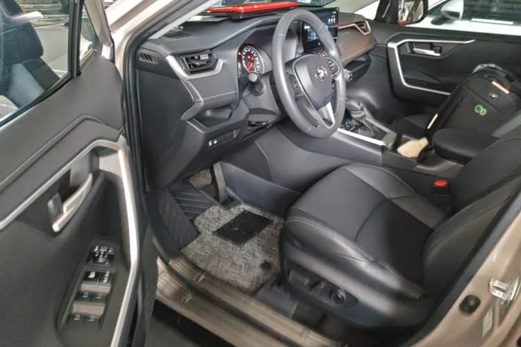 Used Toyota Wildlander 2023 2.0L CVT Two-Wheel Drive Urban Edition Driver Seat