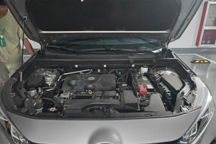 Used Toyota Wildlander 2023 2.0L CVT Two-Wheel Drive Luxury PLUS Edition Engine Bay