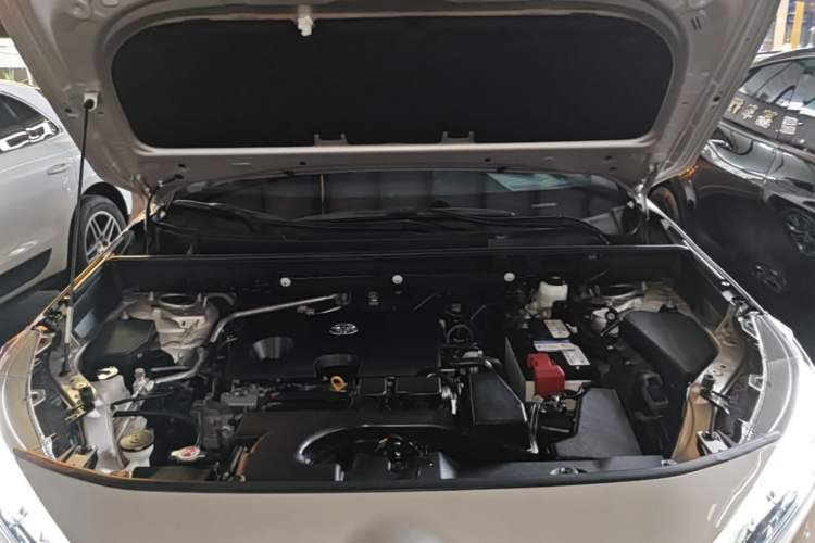 Used Toyota Wildlander 2023 2.0L CVT Two-Wheel Drive Urban Edition Engine Bay