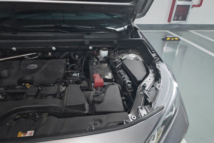 Used Toyota Wildlander 2023 2.0L CVT Two-Wheel Drive Luxury PLUS Edition Engine Bay Left