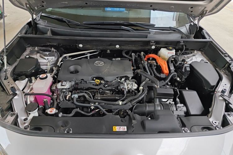 Used Toyota Wildlander 2023 Dual-Engine 2.5L E-CVT 4x4 Luxury PLUS Edition Engine Bay