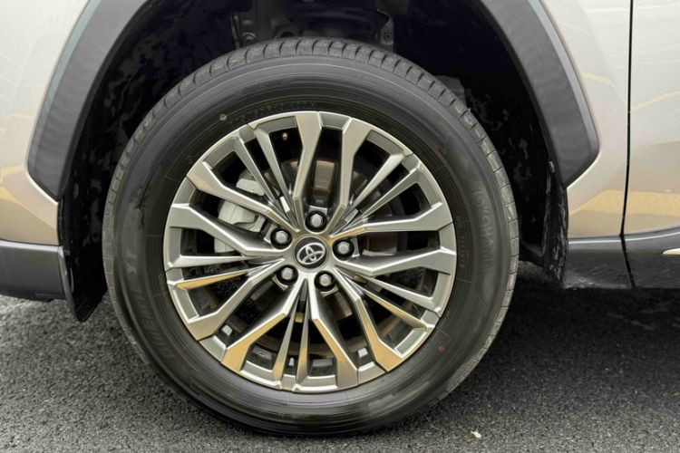 Used Toyota Wildlander 2023 2.0L CVT Four-Wheel Drive Luxury PLUS Edition Exterior 6
