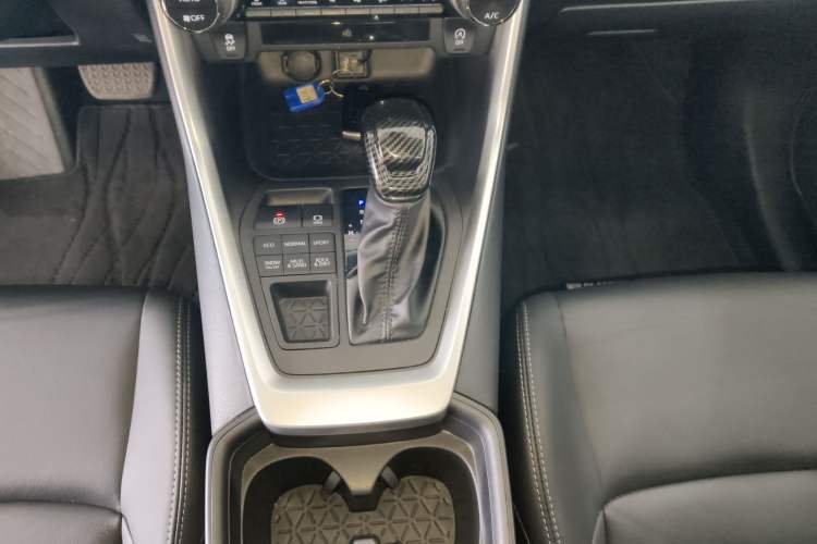Used Toyota Wildlander 2023 2.0L CVT Four-Wheel Drive Luxury PLUS Edition Gear Lever