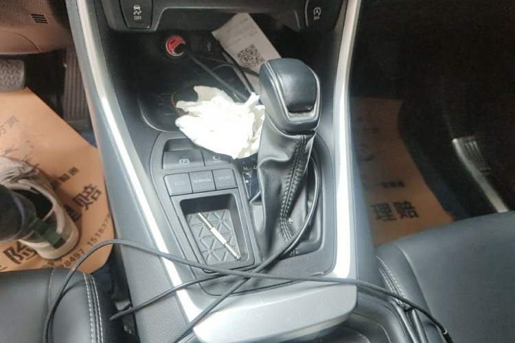 Used Toyota Wildlander 2023 2.0L CVT Two-Wheel Drive Urban Edition Gear Lever