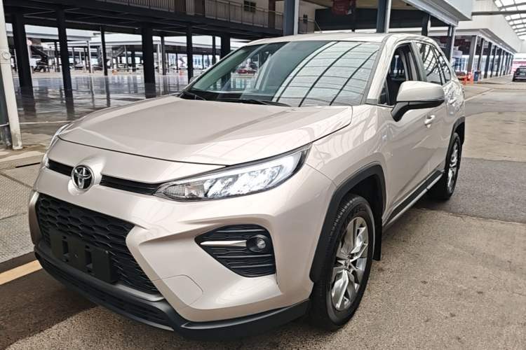 Used Toyota Wildlander 2023 2.0L CVT Two-Wheel Drive Leading Edition Guazi used car, China used car export, Used car for sale, Used Toyota cars, Cheapest cars for sale