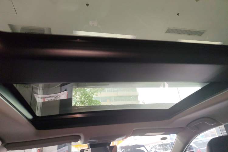 Used Toyota Wildlander 2023 Dual-Motor 2.5L E-CVT Four-Wheel Drive Prestige Edition Headliner
