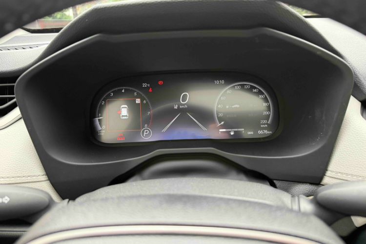 Used Toyota Wildlander 2023 2.0L CVT Four-Wheel Drive Luxury PLUS Edition Interior 12