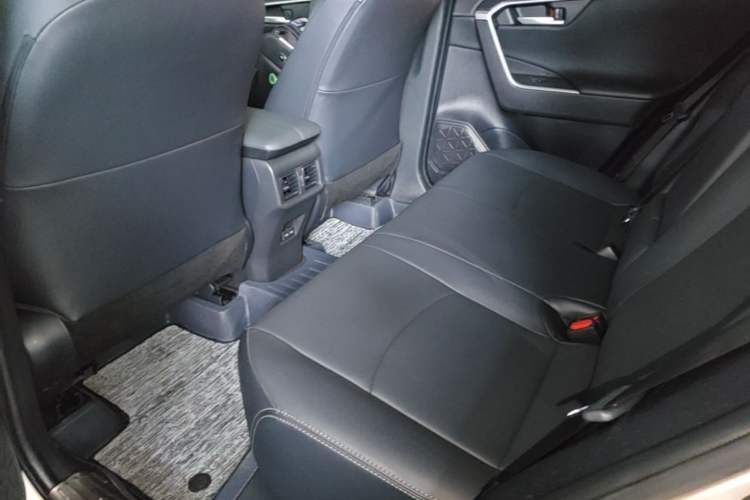 Used Toyota Wildlander 2023 2.0L CVT Two-Wheel Drive Urban Edition Left Rear Seat