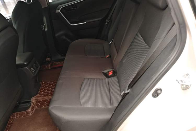 Used Toyota Wildlander 2023 2.0L CVT Two-Wheel Drive Leading Edition Left Rear Seat