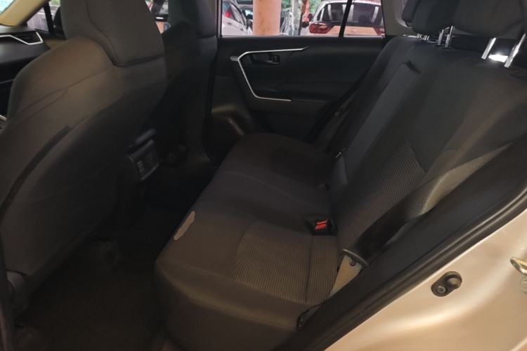 Used Toyota Wildlander 2023 2.0L CVT Two-Wheel Drive Leading Edition Left Rear Seat