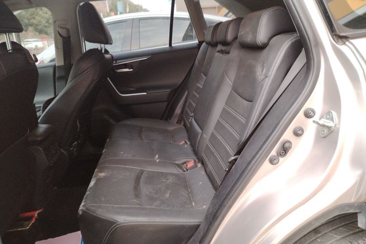 Used Toyota Wildlander 2023 2.0L CVT Two-Wheel Drive Luxury PLUS Edition Left Rear Seat