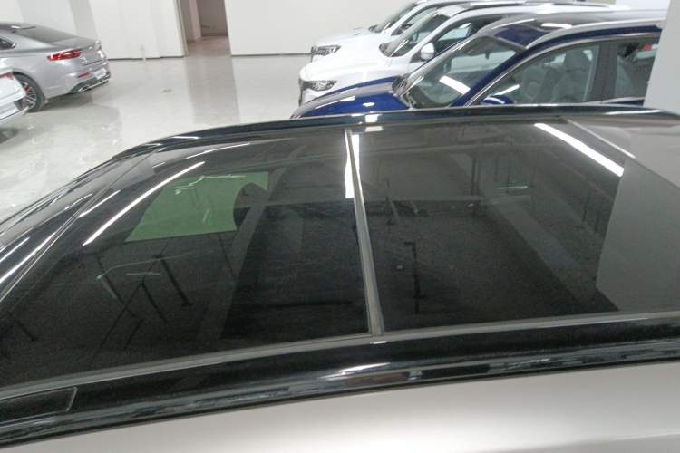 Used Toyota Wildlander 2023 Dual-Motor 2.5L E-CVT Four-Wheel Drive Prestige Edition Roof