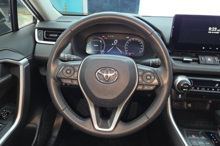 Used Toyota Wildlander 2023 Dual-Motor 2.5L E-CVT Two-Wheel Drive Luxury PLUS Edition Steering Wheel