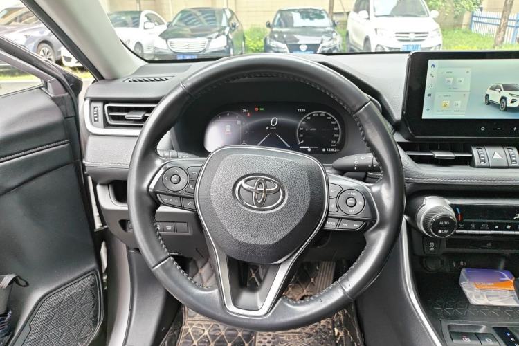 Used Toyota Wildlander 2023 2.0L CVT Two-Wheel Drive Luxury PLUS Edition Steering Wheel
