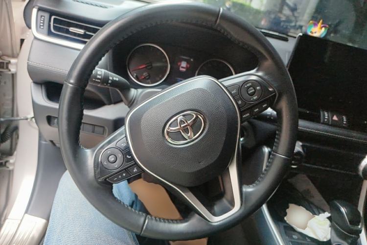Used Toyota Wildlander 2023 2.0L CVT Two-Wheel Drive Urban Edition Steering Wheel