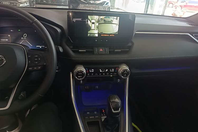 Used Toyota Wildlander 2023 2.0L CVT Two-Wheel Drive Luxury PLUS Edition Audio And AC Panel
