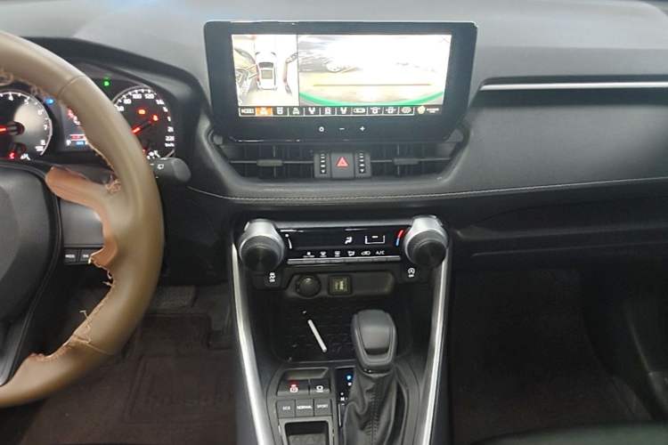 Used Toyota Wildlander 2023 2.0L CVT Two-Wheel Drive Leading Edition Audio And AC Panel