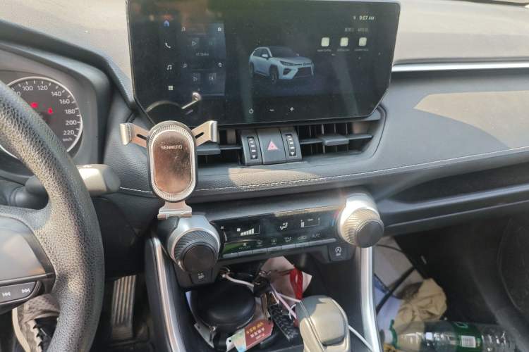 Used Toyota Wildlander 2023 2.0L CVT Two-Wheel Drive Leading Edition Audio And AC Panel