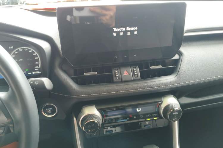 Used Toyota Wildlander 2023 Dual-Motor 2.5L E-CVT Four-Wheel Drive Prestige Edition Audio And AC Panel