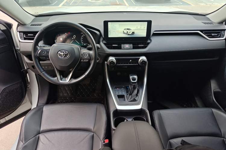 Used Toyota Wildlander 2023 2.0L CVT Four-Wheel Drive Luxury PLUS Edition Center Console