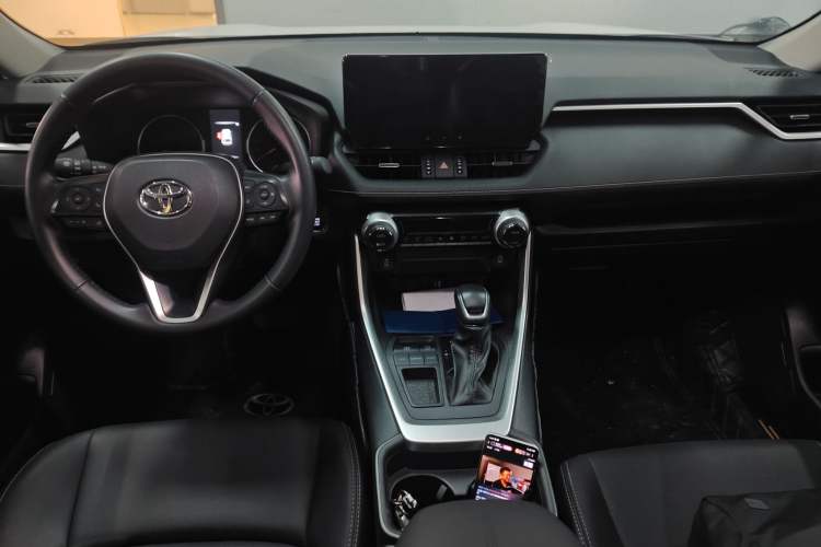 Used Toyota Wildlander 2023 2.0L CVT Two-Wheel Drive Urban Edition Center Console