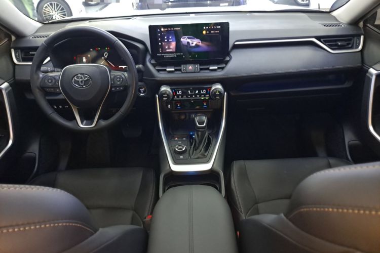 Used Toyota Wildlander 2023 Dual-Motor 2.5L E-CVT Four-Wheel Drive Prestige Edition Center Console