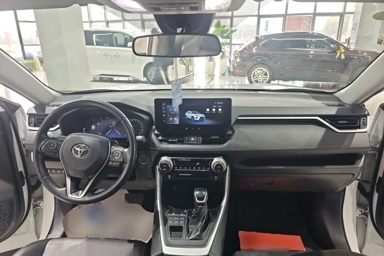 Used Toyota Wildlander 2023 2.0L CVT Four-Wheel Drive Luxury PLUS Edition Center Console