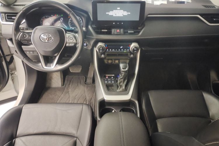 Used Toyota Wildlander 2023 2.0L CVT Four-Wheel Drive Luxury PLUS Edition Center Console