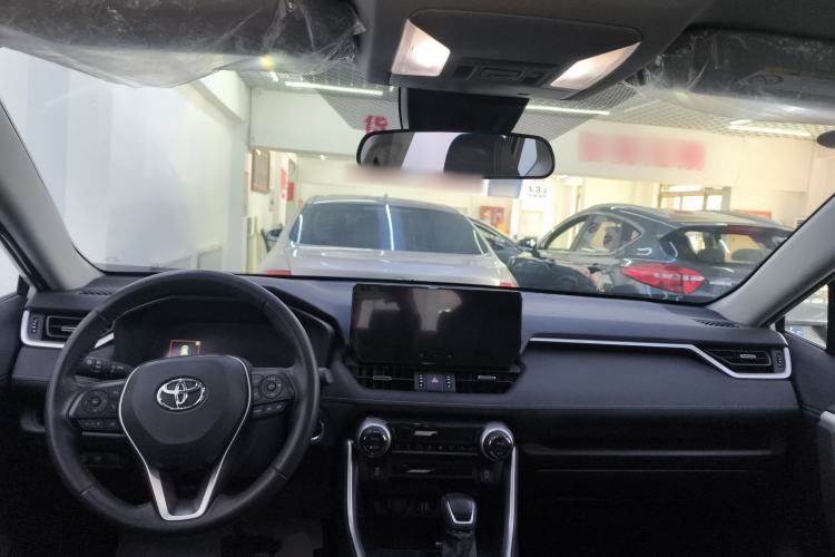 Used Toyota Wildlander 2023 2.0L CVT Four-Wheel Drive Luxury PLUS Edition Center Console