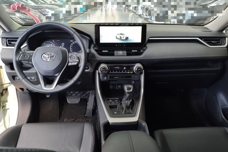 Used Toyota Wildlander 2023 Dual-Motor 2.5L E-CVT Two-Wheel Drive Luxury PLUS Edition Center Console