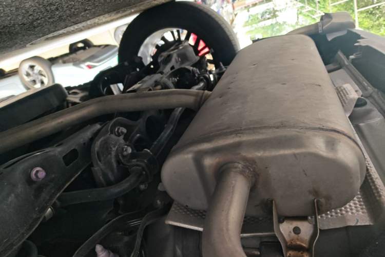Used Toyota Wildlander 2023 Dual-Motor 2.5L E-CVT Two-Wheel Drive Luxury PLUS Edition Chassis Front Right