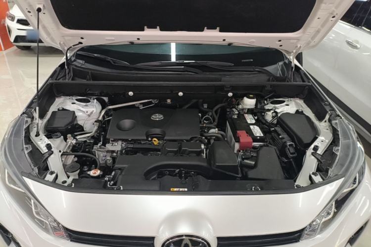 Used Toyota Wildlander 2023 2.0L CVT Two-Wheel Drive Luxury PLUS Edition Engine Bay